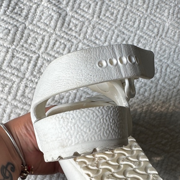 Birkenstock Kids Cream Sandals Size 26 - Picture 8 of 11